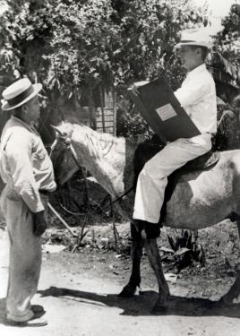 1930 Census enumerator on horseback