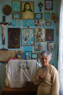 A  home saint and its guardian