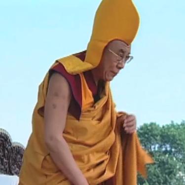Beyond the Land of Snows: Exploration of the Tibetan Diaspora
