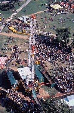 A highlight of the 1978 Festival was a 130-foot-high oil drilling rig on the site of the new National Museum of African American History and Culture.