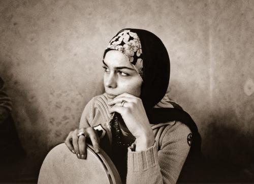 Fargana Qasimova. Photo by Sebastian Schutyser, courtesy of the Aga Khan Music Initiative
