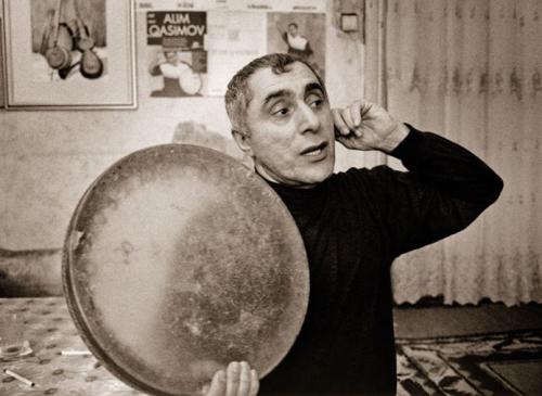 Alim Qasimov. Photo by Sebastian Schutyser, courtesy of the Aga Khan Music Initiative